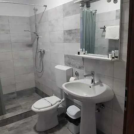 招待所 La Matache 艾福雷诺德