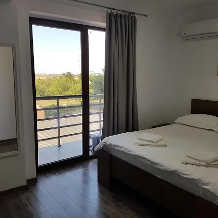 La Matache 招待所 艾福雷诺德